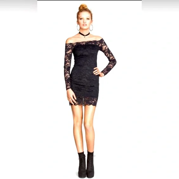 chinese dress ladies Fable Long Sleeve Off Shoulder Mini Off The Shoulder Dress | Black | Womens main image 0
